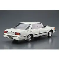 1/24 NISSAN Y30 CEDRIC/GLORIA 4HT V30E Brougham VIP '83 Model Kit