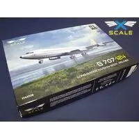 1/144 Scale Model Kit - Airliner