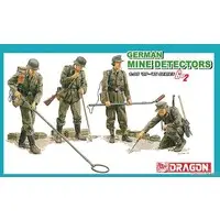 1/35 Scale Model Kit - People/Animals