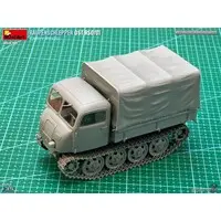 1/35 Scale Model Kit - Tank