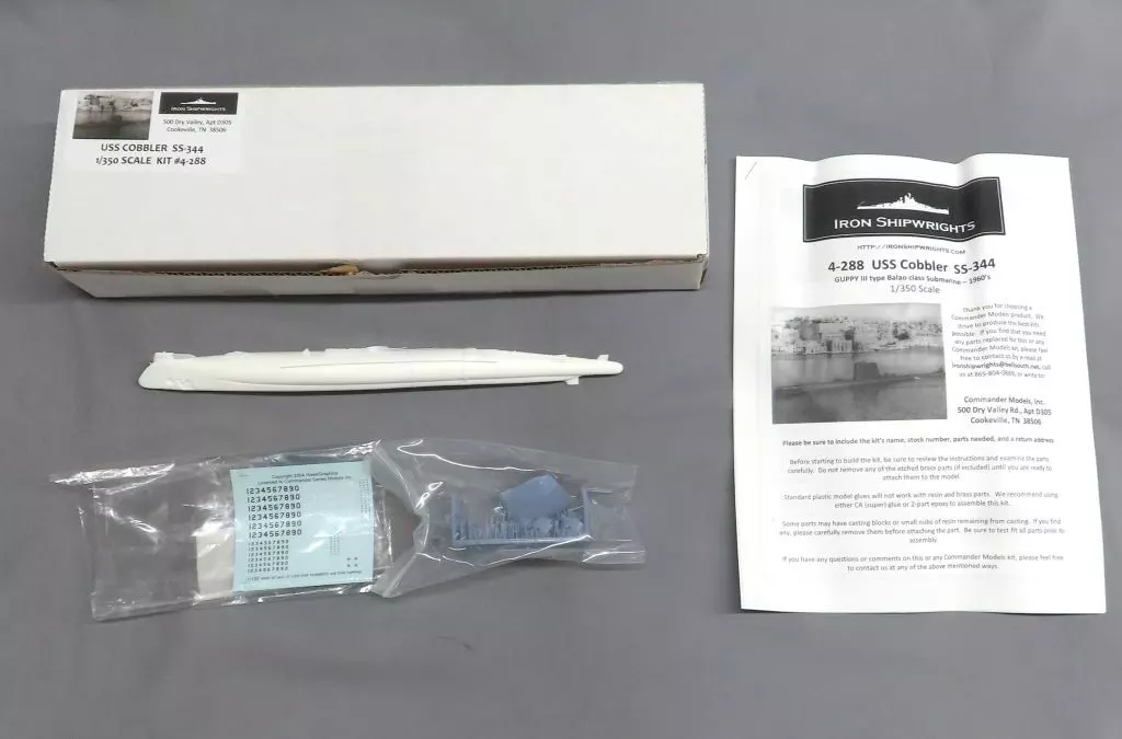 1/350 Scale Model Kit - Submarine