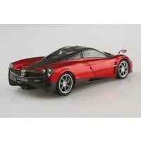 1/24 '12 PAGANI HUAYRA Model Kit