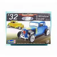 Plastic Model Kit - Vehicle