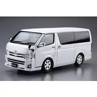 The Model Car - 1/24 Scale Model Kit - Vehicle