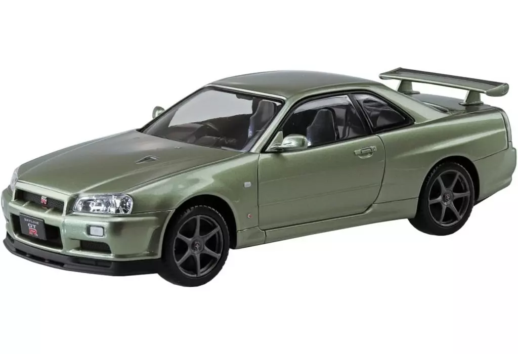 1/32 Scale Model Kit - NISSAN / SKYLINE