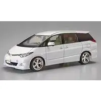 1/24 Scale Model Kit - Vehicle