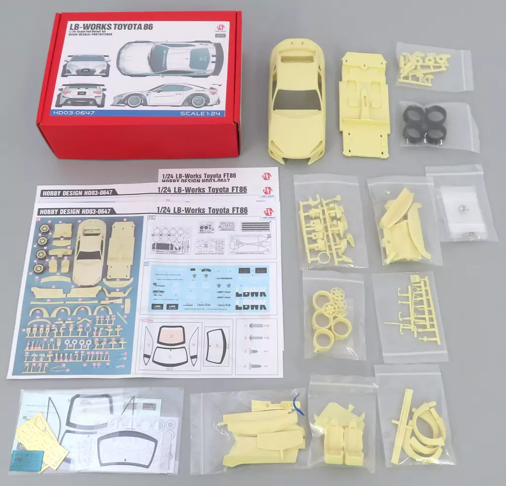 1/24 Scale Model Kit - Vehicle