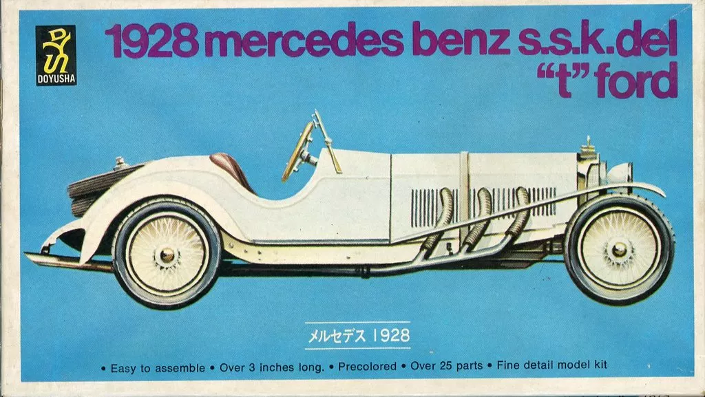 1/43 Scale Model Kit - Mercedes-Benz