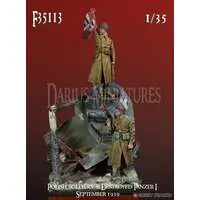 1/35 Scale Model Kit - People/Animals