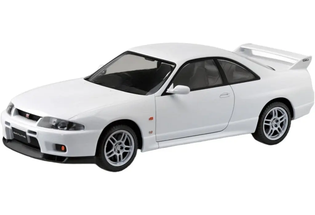 1/32 Scale Model Kit - NISSAN / SKYLINE