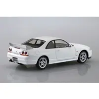 1/32 Scale Model Kit - NISSAN / SKYLINE