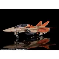 PLAMAX - 1/72 Scale Model Kit - Super Dimension Fortress Macross / VF-1D Valkyrie & Ichijo Hikaru & Lynn Minmay
