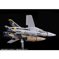 PLAMAX - 1/72 Scale Model Kit - Super Dimension Fortress Macross / VF-1D Valkyrie & Ichijo Hikaru & Lynn Minmay