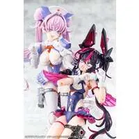MEGAMI DEVICE - DESIRE MAIDEN MEDIC Model Kit