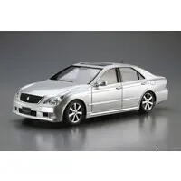 1/24 TOYOTA GRS182 CROWN RoyalSaloon G/ATHLETE G '03 Model Kit