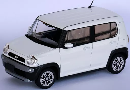 1/24 Scale Model Kit - Mazda