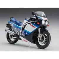 1/12 Scale Model Kit - SUZUKI