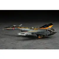 1/72 Scale Model Kit - Super Dimension Fortress Macross / SVF-559 Lightnings
