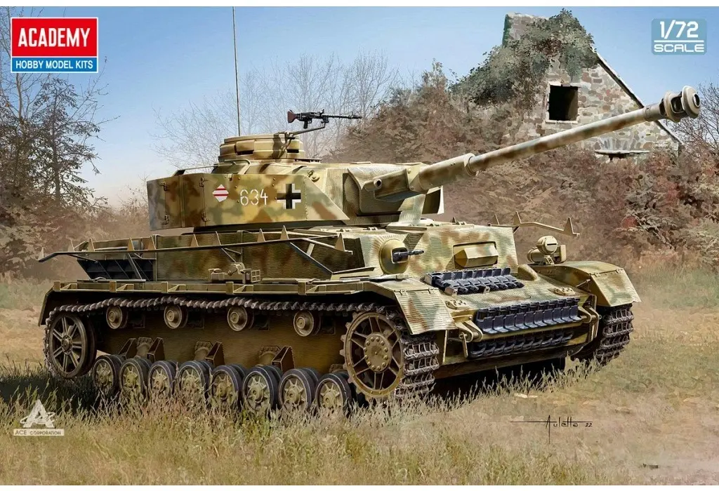 1/72 Scale Model Kit - Tank