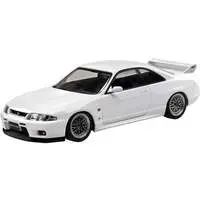 1/32 Scale Model Kit - NISSAN / SKYLINE