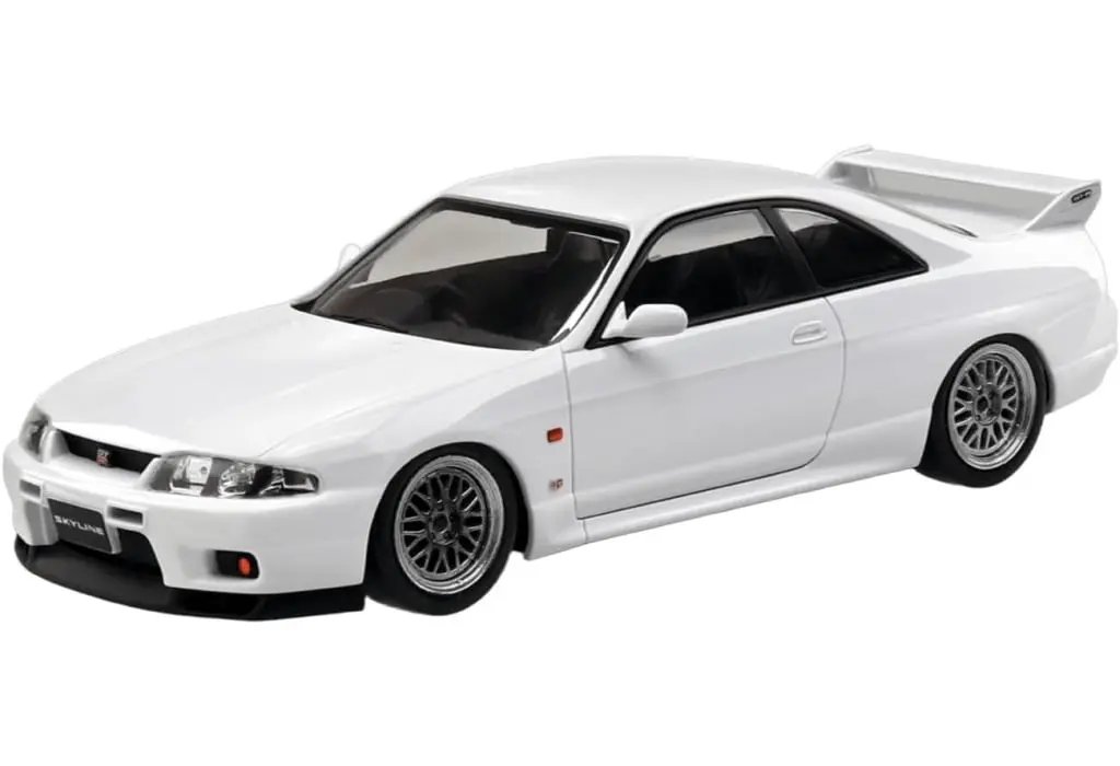 1/32 Scale Model Kit - NISSAN / SKYLINE