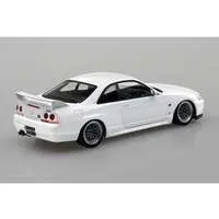1/32 Scale Model Kit - NISSAN / SKYLINE