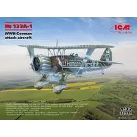 1/32 Scale Model Kit - Bomber / Henschel Hs 123