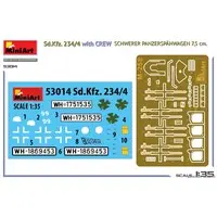 1/35 Scale Model Kit - Tank