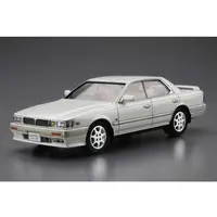 1/24 NISSAN HC33 LAUREL MEDALIST CLUB・L '91 Model Kit