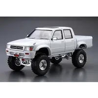 1/24 LN107 HILUX PICKUP DOUBLE CAB LIFT UP '94 (TOYOTA) Model Kit