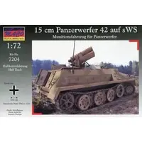 1/72 Scale Model Kit - Half-track