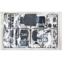 1/24 SCALE PORSCHE 911 GT1 Model Kit