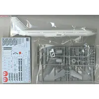 1/200 Scale Model Kit - Japan Airlines / Boeing 777-300