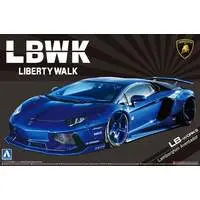 LB-WORKS Lamborghini Aventador Ver.2 Model Kit