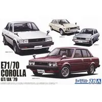 1/24 TOYOTA E71/70 COROLLA Sedan GT/DX '79 Model Kit