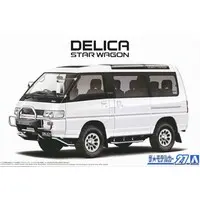 1/24 MITSUBISHI P35W DELICA STAR WAGON '91 Model Kit