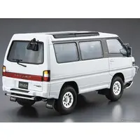 1/24 MITSUBISHI P35W DELICA STAR WAGON '91 Model Kit