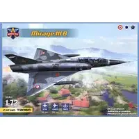 1/72 Scale Model Kit - Trainer aircraft