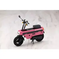 Plastic Model Kit - SOUSAI SHOJO TEIEN / Honda AB12 Motocompo & Emma Koishikawa