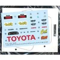 1/24 LN107 HILUX PICKUP DOUBLE CAB LIFT UP '94 (TOYOTA) Model Kit