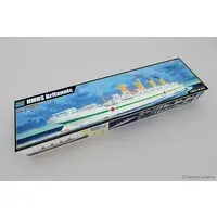 1/200 Scale Model Kit - Ocean liner