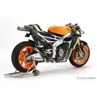 1/12 Scale Model Kit - Honda / Honda RC213V