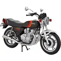 1/12 YAMAHA 4G0 XJ400 '80 Model Kit