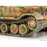 1/35 SCALE GERMAN HEAVY TANK DESTROYER ELEFANT Model Kit