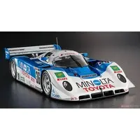 1/24 Scale Model Kit - Vehicle