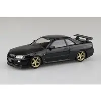 1/32 Scale Model Kit - NISSAN / SKYLINE