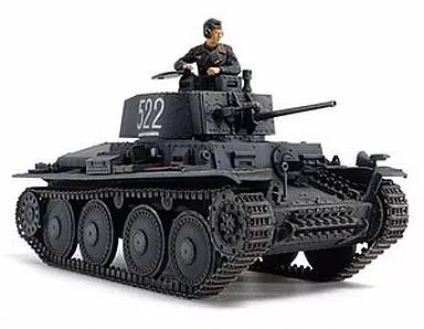1/48 SCALE GERMAN PANZERKAMPFWAGEN 38(t) Ausf.E/F Model Kit