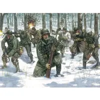 1/72 Scale Model Kit - People/Animals