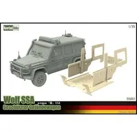 1/35 Scale Model Kit - Vehicle