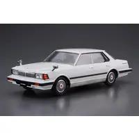 1/24 NISSAN P430 CEDRIC/GLORIA 4HT 280E Brougham '82 Model Kit
